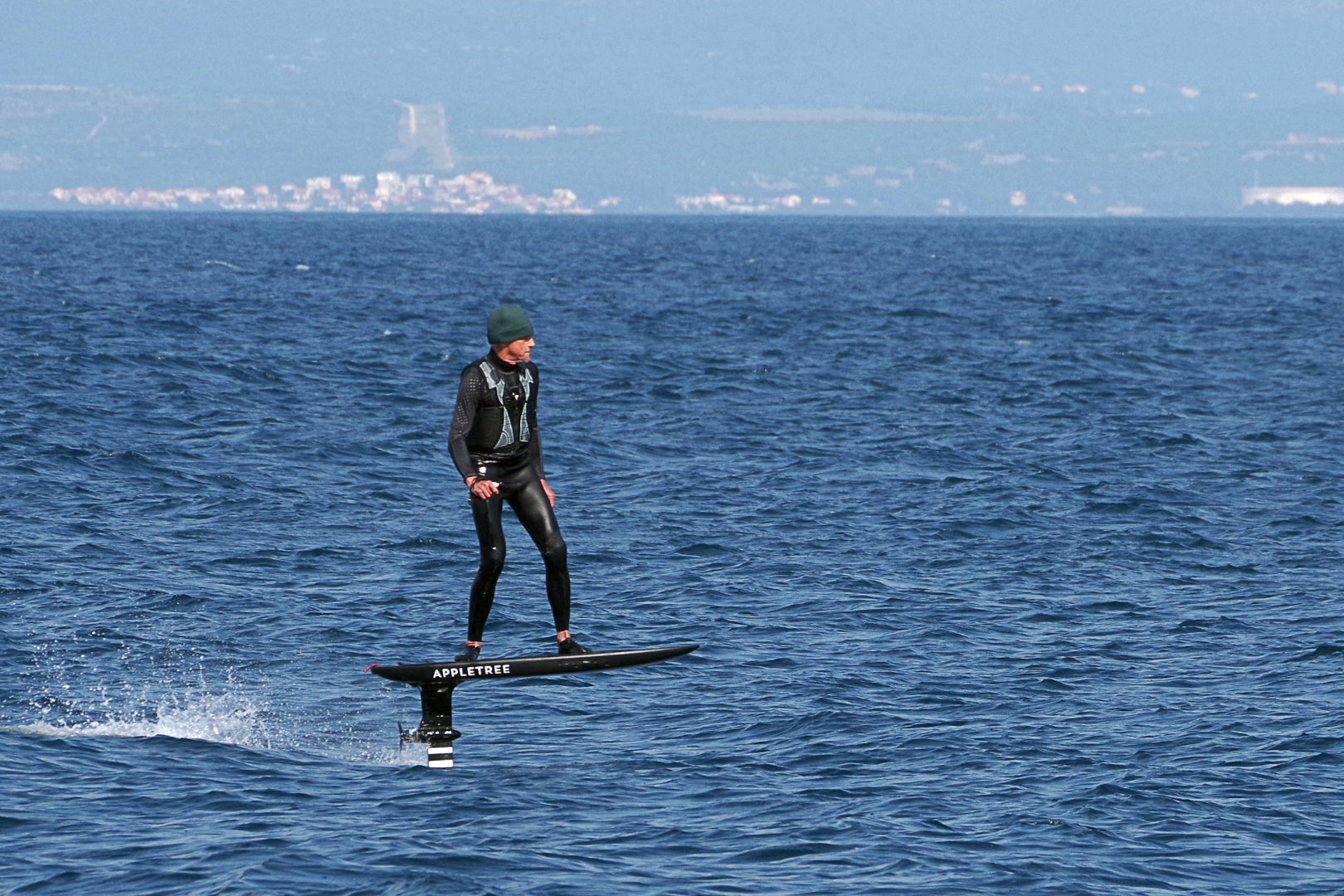 Foil Lessons with Foil Drive: Istrien 01. - 13. Juni 2026 - FOILRIDERS SHOP